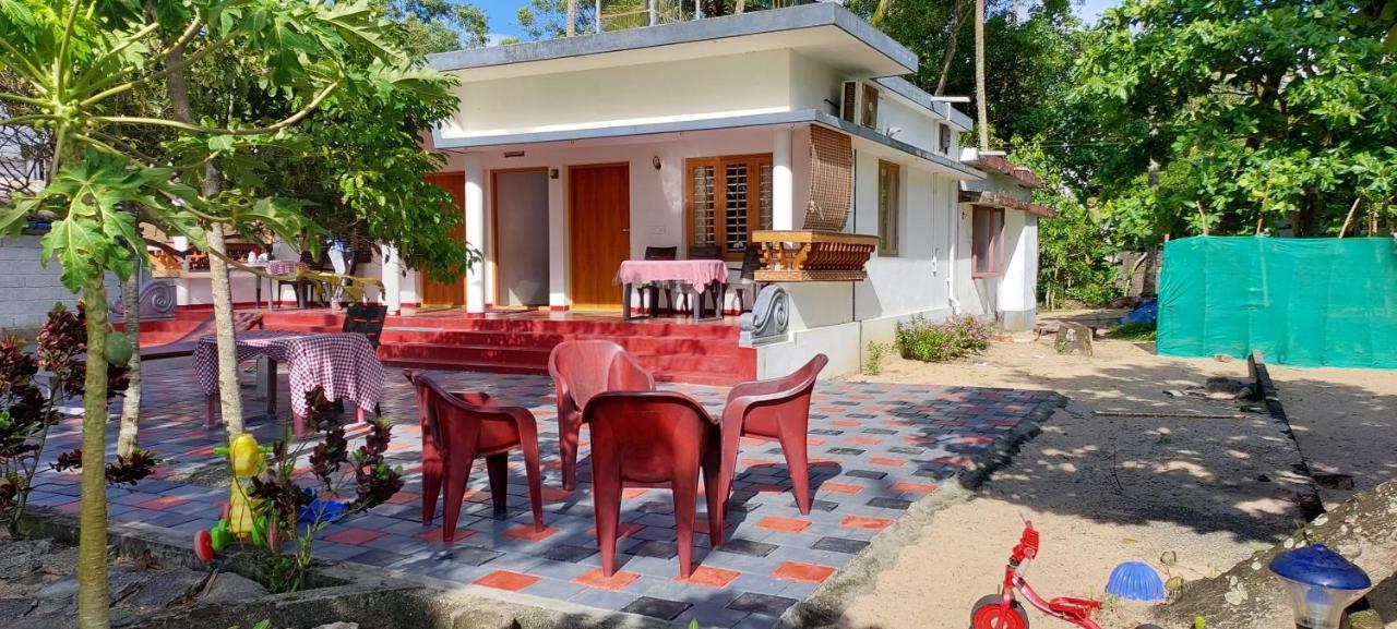 Marari Anna Beach Villa Mararikulam Exterior photo