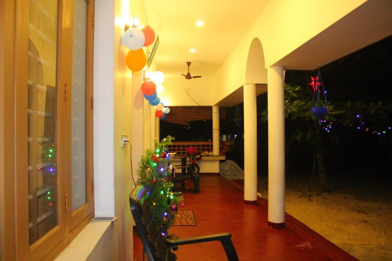 Marari Anna Beach Villa Mararikulam Exterior photo
